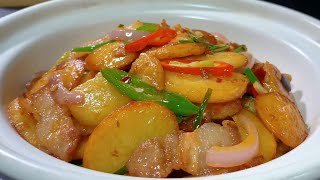 【天天相見廚房】干锅土豆片怎样做好吃？教你一招，出锅粉糯焦香又入味，超下饭 #干锅土豆片 #美味做法 #家常菜 #下饭菜 #土豆食谱 #简单烹饪 #健康饮食 #香脆美食 #快速晚餐，干锅土豆片香脆入味