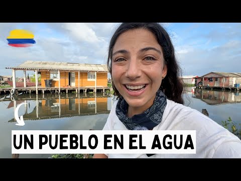 🤯¿Cómo viven en los PUEBLOS FLOTANTES de Colombia? - NUEVA VENECIA