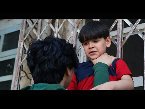فلم قصير الطفل ماخذ على المنطقه ويسوي مشاكل ويه الفقراء لايفوتكم ابراهيم محمد