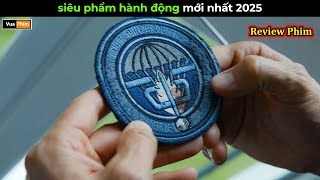 bí ẩn đằng sau chiếc huy hiệu - Review phim hay