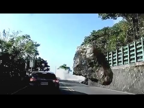 Desastres Naturales 3 Videos de Terremotos