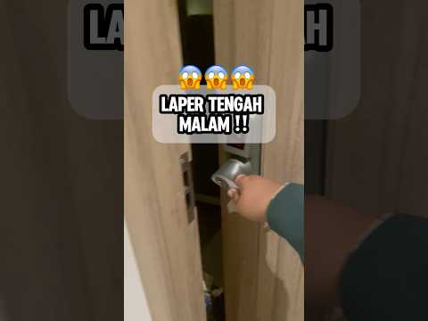 Kalian liat gak putih putih  diluar pager ?