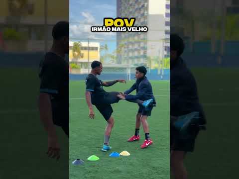 Irmão mais velho 😂 #futebol #humor