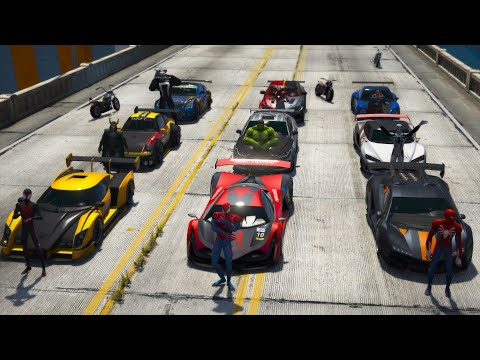 Super-heróis e Pulando na rampa com Carros! Mega Desafio GTA V MODS