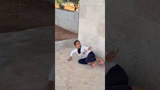 سرقت اموال الطفلة المشردة🥹😮لكن عندما لحقت بها المشردة كانت الصدمة بالنهاية❤️‍🩹🙌