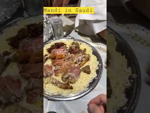 Eating Mandi with Saudi in Saudi Arabia #saudiarabia #ksa #jeddah #makkah #foodvlog