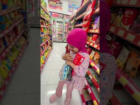 Beli Brownis kering di Alfamart 🥰 #shortvideo #subscribe #shorts