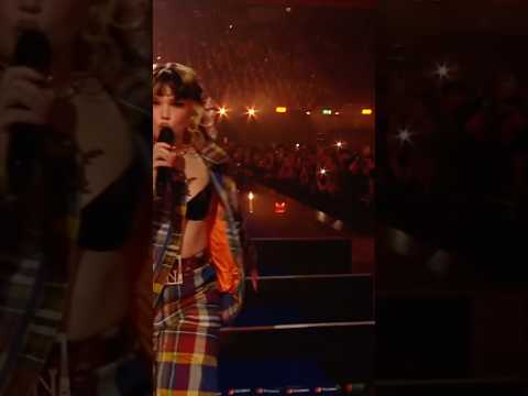 BRITS BABYYY check my walk ๐
๐ฝ