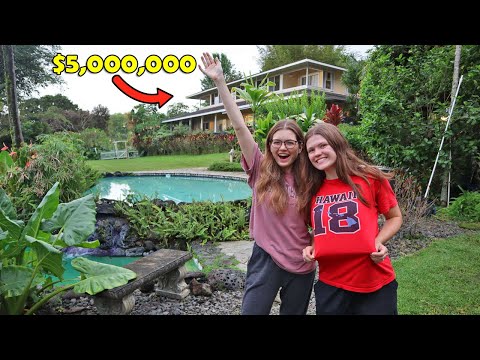 We Stayed in Million Dollar MANSIONS in Hawaii!!