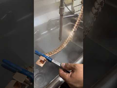 A KILO Miami cuban link Chain. The process of turning one by hand #gusvillajewelry #gold