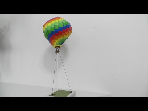 Cardstock balloon with "flame"