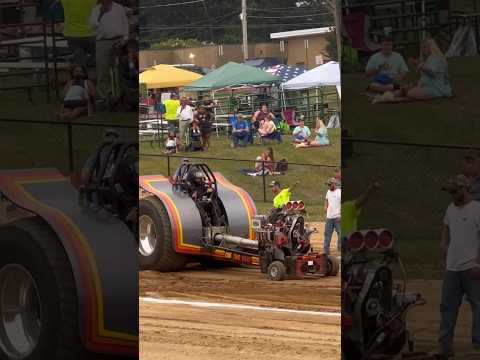 “One Two Many” Supercharged V8 Tractor Pulling