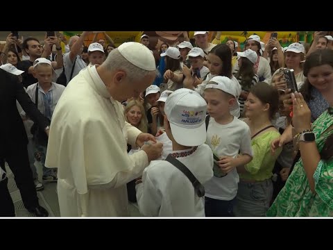 YouTube video thumbnail: Surprise of Pope Leo XIV Receives More Than 600 Children From Summer Camps
