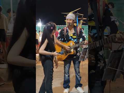 พี่หยุดหนูจะร้อง😅🤣 #กีต้าร์สิริขวัญ #guitarsirikwan #สมปองปั้นน้อง