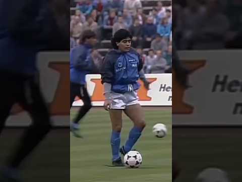 114) Voici pourquoi Maradona attachait ces lacets sur le terrain