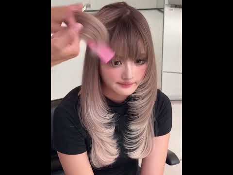 Trending Styling Hair by Short Hair Cut #hairstyle #haircut @LuxyHair @TheBeautyHub 💯👌
