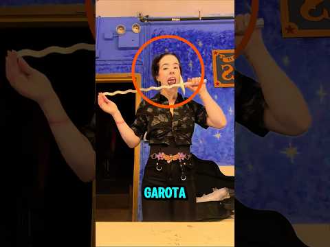 Ela Revelou o Truque da Espada! ⚔️🤫