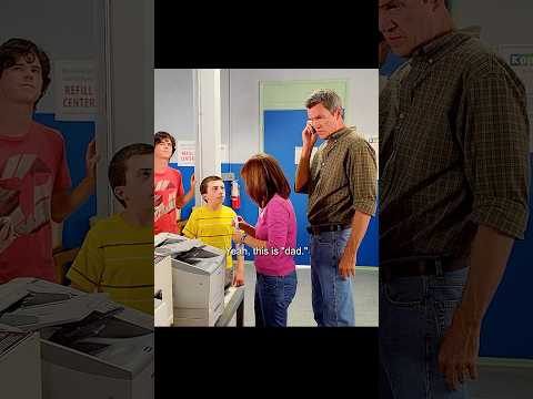 The cell phone is there and it seems to be gone#themiddle #tvshow #shorts #shortvideo #fyp #fouryou