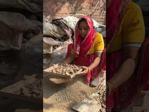 Art Of making Indian Mud Oven (Tandoor) #shorts #pottery #ashortaday