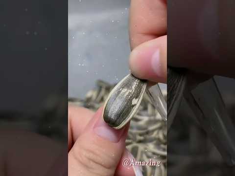 Wow look at this amazing nail design 😱😳 #nails #naildesign #nailhacks #naildesignathome #nailgel
