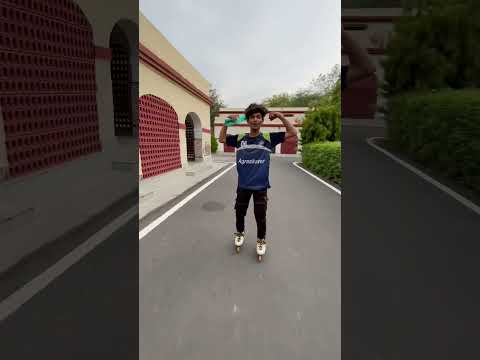 Inline skating stunts 😱 #inlineskating #youtubeshorts #viralvideo #girlreaction #shorts #skating