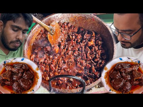 Eating Lunch(Rice & Spicy Meat Curry/Kala Bhuna) With Friends at Alamin Hotel