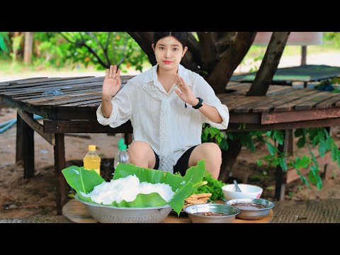 မိသားစုကို ခြံထဲမှာ မုန့်တီလုပ်ကျွေးဖြစ် ကိုယ်လုပ်တာမဟုတ်ပ်ဘူး