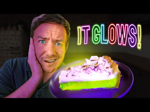 Glow in the Dark Lemon Meringue Pie (UV Test!)