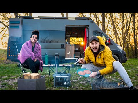 This is Great Country for Freedom Camping! / Authentic Van Life in the Cold w/ Anker SOLIX C800 Plus