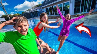 A Isabel Jogou a Vizinha Na PISCINA por CIÚMES do João Ismael