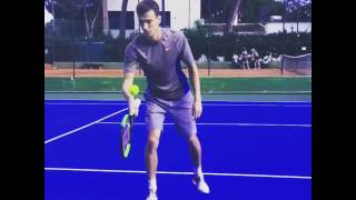 Andrey Kuznetsov new racket trick