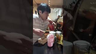 que le parece esa morra? :3