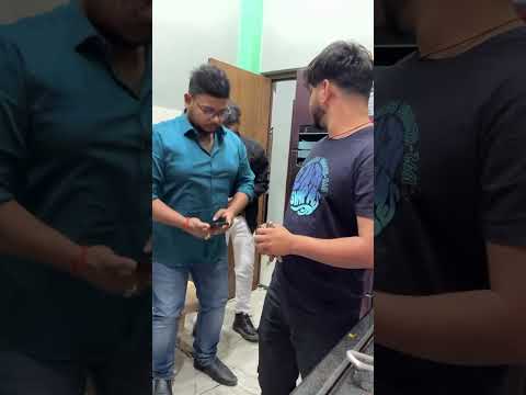 Shashi yadav cooking krte hue