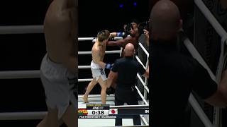 ONE初参戦の稲井 良弥がダニエル・ヴォーティアからダウンを奪取🥊