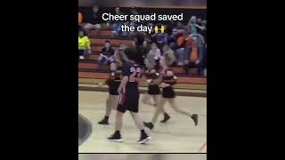 Teamwork makes the dream work 🤝 (via @CMS_tigercheer/TT)