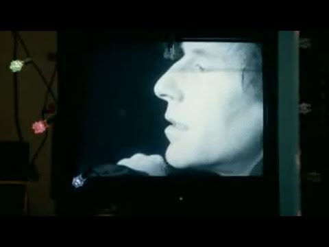 Alain Souchon - Sous les jupes des filles (Clip officiel)