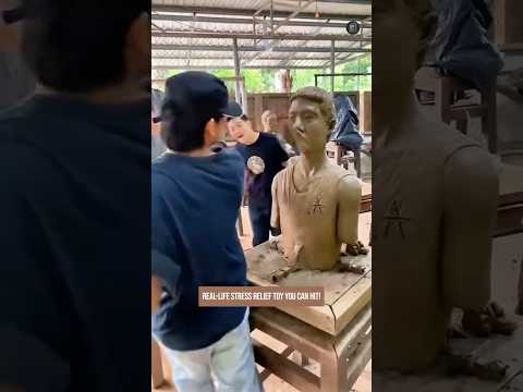 ഈ കളിമൺ പ്രതിമ നിങ്ങളുടെ മോശം മാനസികാവസ്ഥ മാറ്റും!