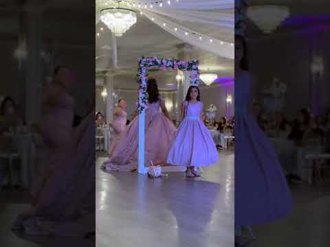Savannah’s mirror dance 🙏 #djponcesa #quinceañera #sanantonioquinceañera