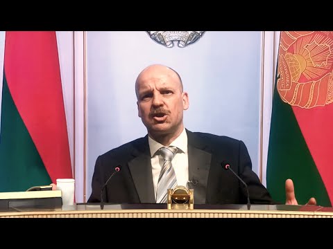 Чат "ЖыПыТи" 😄 у ЛУКАШЕНКО разрабатывают ИИ с "традиционными ценностями" 😁 [Пародия]
