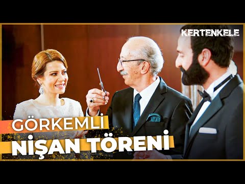 Ziya Hoca ve Nihal nişanlandı! | Kertenkele 🦎