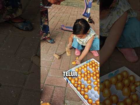 Gadis kecil ini sangat terkejut dengan hadiahnya💝