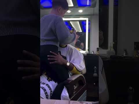 I found my new barber #ladybarber #barbers #barbershop