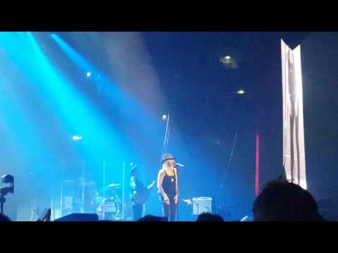 Sarah CONNOR Mit vollen Händen