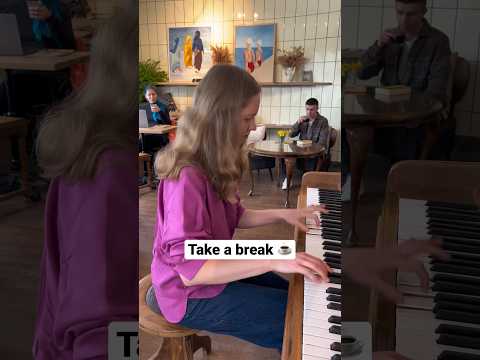 Coffee, music and relaxing — the perfect trio #rushe #lovemusic #clasicalpiano #coffee