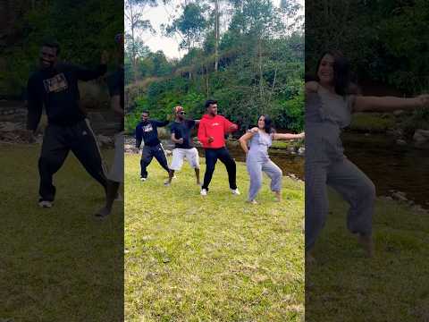 ഇങ്ങനെ trend അറിയാത്ത ഒരു മനുഷ്യൻ 😕😂#comedy #danceshorts #ranu #danceteam #viralcontent