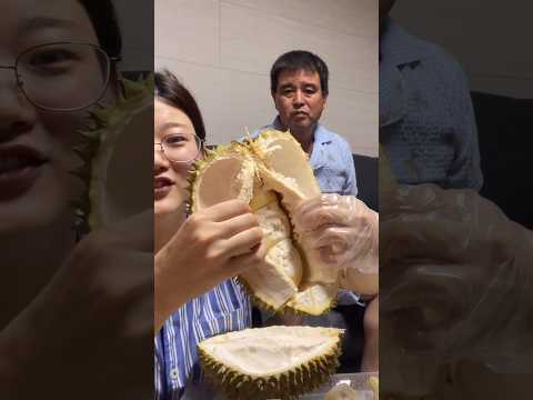아빠랑 사이좋게 두리안 오픈하기