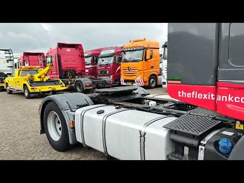 Iveco Stralis 420 Hi-Way 4x2 Euro6A - Dubbele tanks - NL truck | Trekkers | Standaard trekker