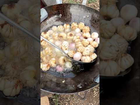 Easiest Whole Garlic sabji #shorts #village #shabji #recipe