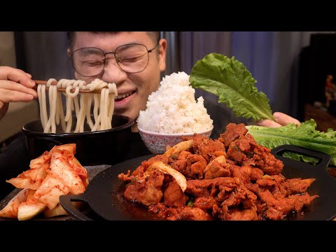 ASMR 먹방창배 고추장제육볶음에 상추쌈 좋아하는분 바로 와요 우동까지 준비 했으니 stir fried spicy pork eatingshow realsound koreanfood