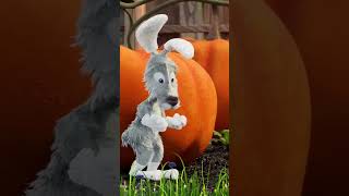 Морковка спасена от зайки! 🥕🚫 #Shorts #машаимедведь #СкользкийТип #MashaandtheBear